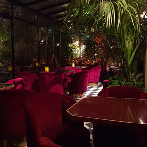 Le Trs Particulier - Bar  Cocktails dans le 18eme arrondissement de Paris - Photo  